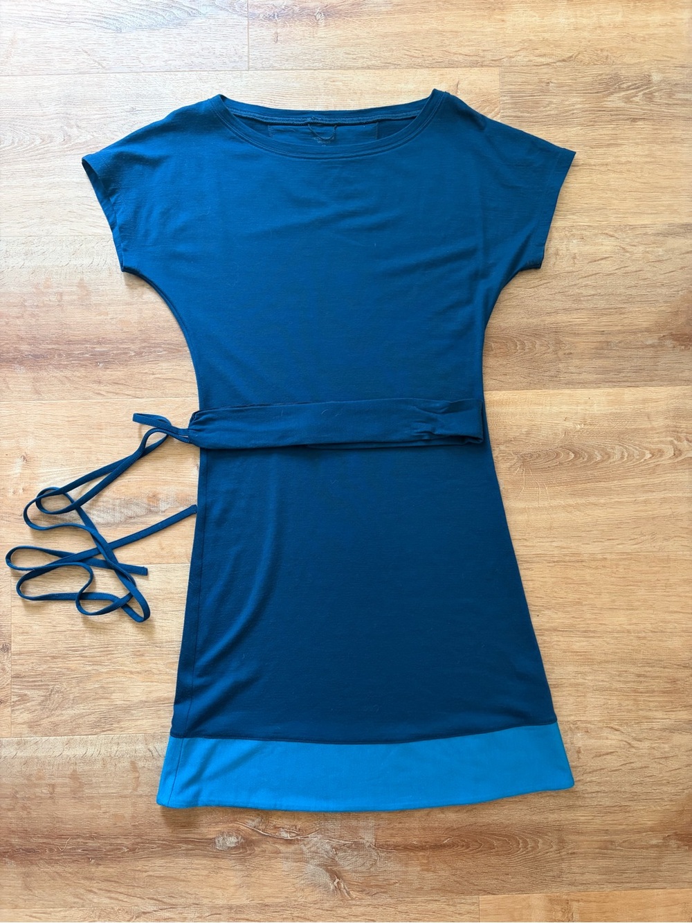 Icebreaker Merino Wool Allure Dress - Women's Size XS Blue